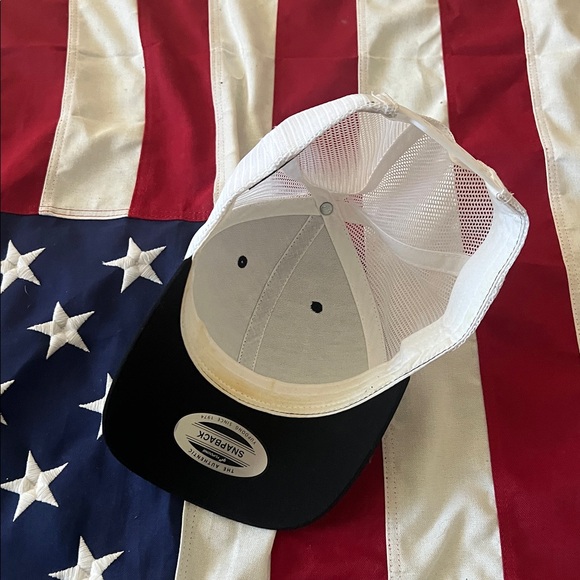 Black and White Trucker Hat with Graphic Patch - Picture 3 of 6